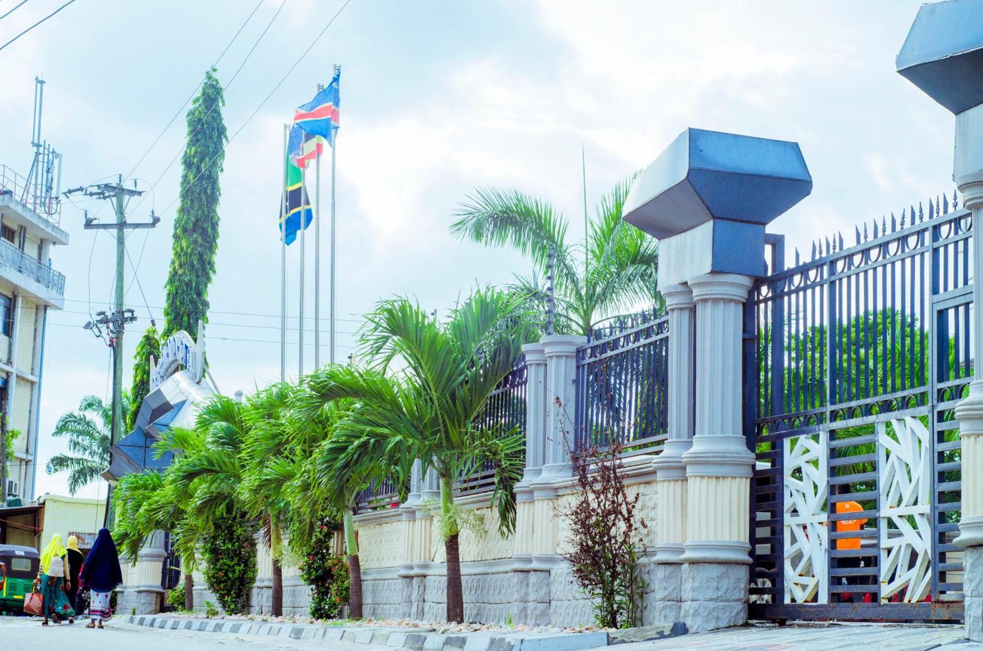 Nefaland Hotel Dar es Salaam Exterior photo